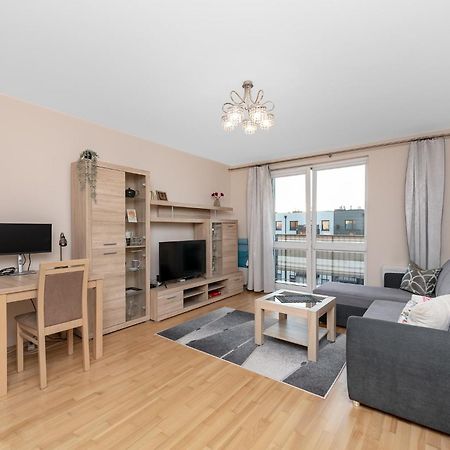 Cozy Corner: Apartment With Wifi And Private Balcony Wrocław Exteriör bild